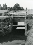 GV_OOSTENRIJK_14 De heul onder de Konijnendijk, op de achtergrond de voormalige watermolen langs het Oostenrijk; ca. 1980