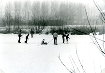 HV_SCHAATSTOCHT_02 Schaatsen op de Bernisse; 24 januari 1985