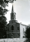 HK_DORPSSTRAAT_002 De kerk van Hekelingen; Augustus 1971