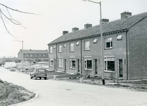 HK_LDERAATLAAN_001 Kijkje op de L. de Raatlaan, voorheen Groenewoud. De straat is vernoemd naar het raadslid dat ruim ...