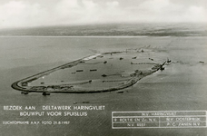 HE_DELTAWERKEN_021 Luchtfoto van de bouwput van de Deltawerken; 21 augustus 1957