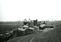 HE_DELTAWERKEN_034 Hellevoetsluis; Voorbereidingen voor de aanleg van een werkhaven voor de aanleg van de ...