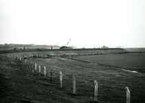HE_DELTAWERKEN_036 Hellevoetsluis; Voorbereidingen voor de aanleg van een werkhaven voor de aanleg van de ...