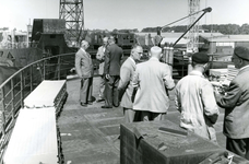 HE_RTM_002 De verbouw van een veerboot tot zijladingsveerboot Haringvliet voor de RTM bij de Amsterdamse Werf Verschure; 1956