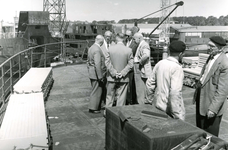 HE_RTM_004 De verbouw van een veerboot tot zijladingsveerboot Haringvliet voor de RTM bij de Amsterdamse Werf Verschure; 1956
