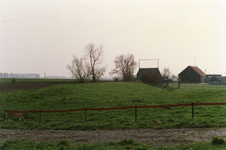 NH_KORTEDIJKJE_001 Boerderij langs het Korte Dijkje; 1990