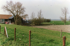 NH_KORTEDIJKJE_002 Boerderij langs het Korte Dijkje; 1990