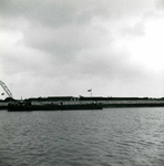 OV_BRIELSEMAASDAM_17 Oostvoorne; Werkzaamheden voor de aanleg van de Brielse Maasdam, ca. 1950