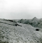 OV_BRIELSEMAASDAM_18 Oostvoorne; Werkzaamheden voor de aanleg van de Brielse Maasdam, ca. 1950