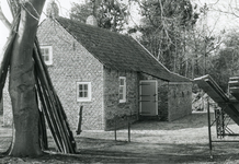 RO_DUINSTRAAT_13 Duinhuisje bij het museum De Duinhuisjes; 1990