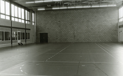 RO_DWARSWEG_43 Opening van de sporthal De Merel. Interieur sporthal noordgevel; 31 oktober 1973