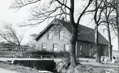 RO_MIDDELDIJK_03 De Boerderij van L. Boogert is in 1968 gesloopt ten behoeve van het uitbreidingsplan Boogert ; 1968