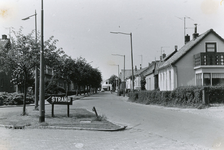 RO_MIDDELDIJK_04 De Middeldijk ter hoogte van de afslag Hoogvlietlaan; Juni 1972