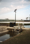 RO_MIDDELWEG_12 Stuw op zonne-energie in Stuifakker; 6 mei 1998