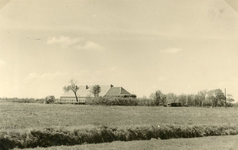 RO_STRYPSEDIJK_07 Boerderij Kloosterstee van de familie van Rij. Met nieuwe schuur