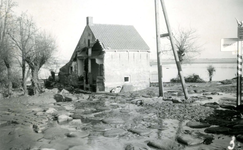 SH_WATERSNOODRAMP_02 Geruïneerde woning in Simonshaven; Februari 1953