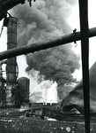 SP_BRANDWEER_007 Brand op de raffinaderij van Shell na een explosie; 20 januari 1968
