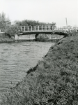 SP_BRUGGEN_VIERDEHEULBRUG_006 Spijkenisse; De Vierde Heulbrug over de boezem, ter hoogte van de Mallendijk, November 1989