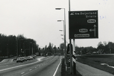 SP_GROENEKRUISWEG_020 Groene Kruisweg, met verkeersborden van de ANWB; 1971