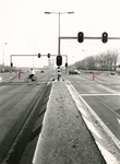 SP_GROENEKRUISWEG_034 Stoplichten bij de Groene Kruisweg ter hoogte van de kruising met de Schenkelweg; 1967