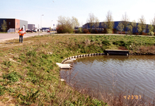 SP_HOFWEG_013 Inspectie van de watergangen op Halfweg door het waterschap; 23 april 1997