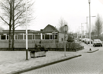 SP_KONINGINJULIANAPLEIN_009 Schoolgebouw nabij de Koningin Julianaplein; 1978