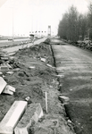 SP_MOLENPAD_007 De aanleg van een busbaan langs het Molenpad door de RTM; 1 januari 1976