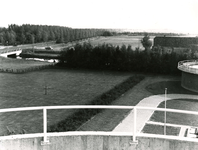 SP_RIOOLZUIVERING_010 De rioolwaterzuiveringsinstallatie aan de Hekelingseweg. De Vierambachtenboezem; 1965