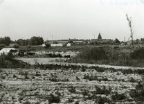 SP_SCHENKELWEG_003 Het dorp en de Dorpskerk, gezien vanaf de Schenkelweg; 1968