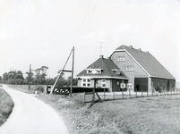 SP_VOORWEG_003 Boerderij langs de Voorweg; 1962