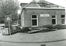 SP_VREDEHOFSTRAAT_041 Verbouwing van zaal 1 in jongerencentrum Ignition, in de voormalige openbare lagere school; 1983