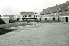 SP_WIJKEN_VRIESLAND_019 Woningen in de wijk Vriesland; 1982