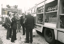 TI_Brandweer_001 Afscheid van de brandweer in Tinte, met links Wim Moerman; 1985
