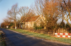 TI_RIETDIJK_012 Rietdijk na de verbreding van de rijbaan, rechts de woning van de fam. Nagelhout; 1994
