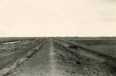 ZL_DIJKVERSTERKING_41 Kijkje op de Zeedijk, richting de Oudenhoornse Zeedijk / Ruigendijk; 1961