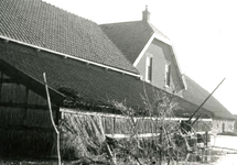 ZL_WATERSNOODRAMP_035 Woning van A. Oosthoek in het water; Februari 1953