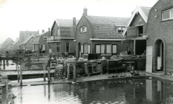 ZL_WATERSNOODRAMP_081 Veel schade aan huizen en straten na wegpompen water; Februari 1953