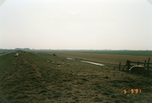 ZL_ZEEDIJK_05 Overzicht over de Beningerwaard vanaf de Zeedijk.; 5 september 1991