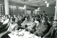 ZW_GEMEENTE_002 Publiek tijdens de burgeravond in De Gaffelaar; 12 januari 1984