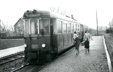 ZW_TRAM_011 De M1602 Reiger bij het station; 5 januari 1959