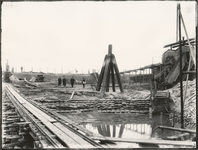 FOTO_GF_C040 Herstel van de sluis van het Kanaal door Voorne; ca. 1901