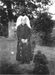 NLP013 Neeltje Nieuwland (1872-1936), dochter van Pieter Nieuwland en Arentje Looij.Neeltje Nieuwland bleef tot haar ...