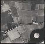 LUCHTFOTO_VOORNE_021D De Strypsedijk en de Toeloopweg; ca. 1963