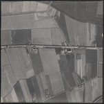 LUCHTFOTO_VOORNE_022D De Strypsedijk, de Vogelenzangweg en de Hortweg; ca. 1963