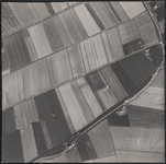 LUCHTFOTO_VOORNE_028D De Molendijk, de Achterweg en de Nieuw Rockanjesedijk; ca. 1963
