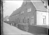 GN2077 Het 'dijkje' langs het Maarland Zuidzijde; ca. 1920