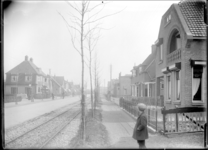 GN2230 Stationsweg met de tramrails; ca. 1935
