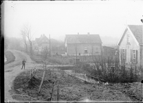 GN2702 Kijkje op de woningen langs de Noordweg; ca. 1910