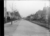 GN2718 Kijkje in de Stationsweg; ca. 1910