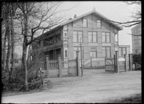 GN2958 Hotel Ons Genoegen; ca. 1910